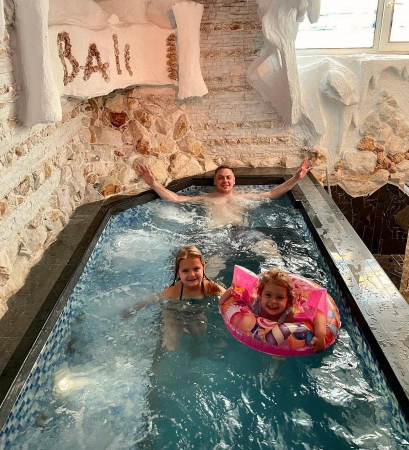 Bali Colosseum Hotel Beograd Eksteriør billede