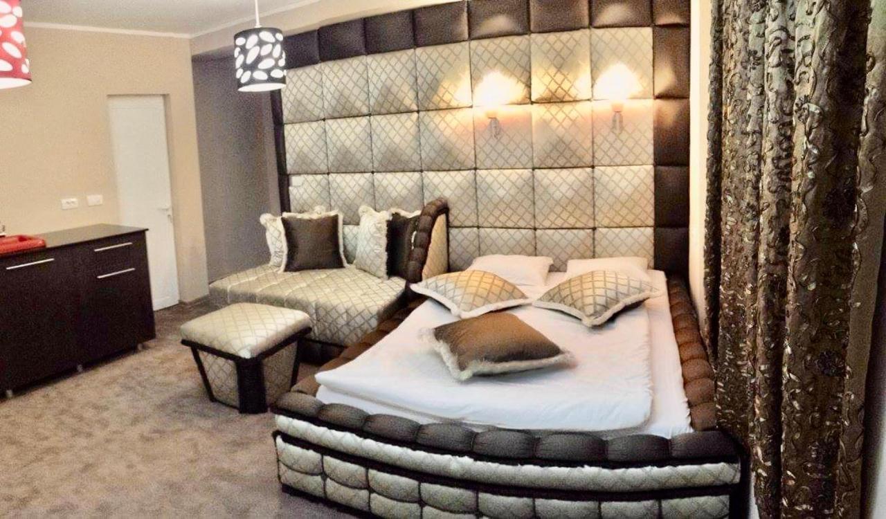 Bali Colosseum Hotel Beograd Eksteriør billede