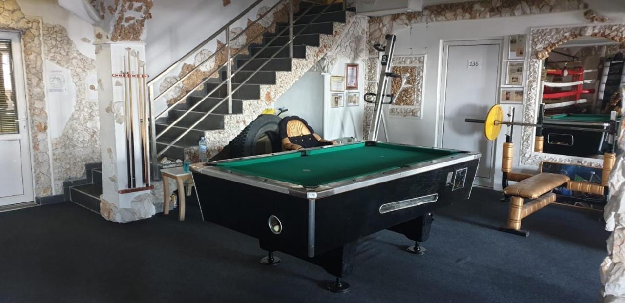 Bali Colosseum Hotel Beograd Eksteriør billede