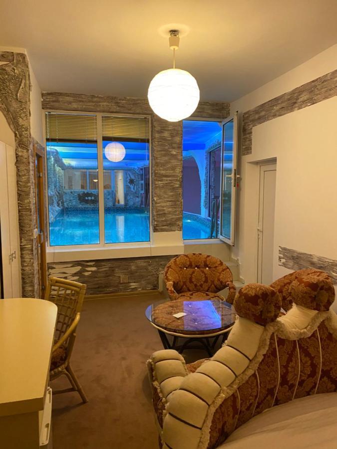 Bali Colosseum Hotel Beograd Eksteriør billede