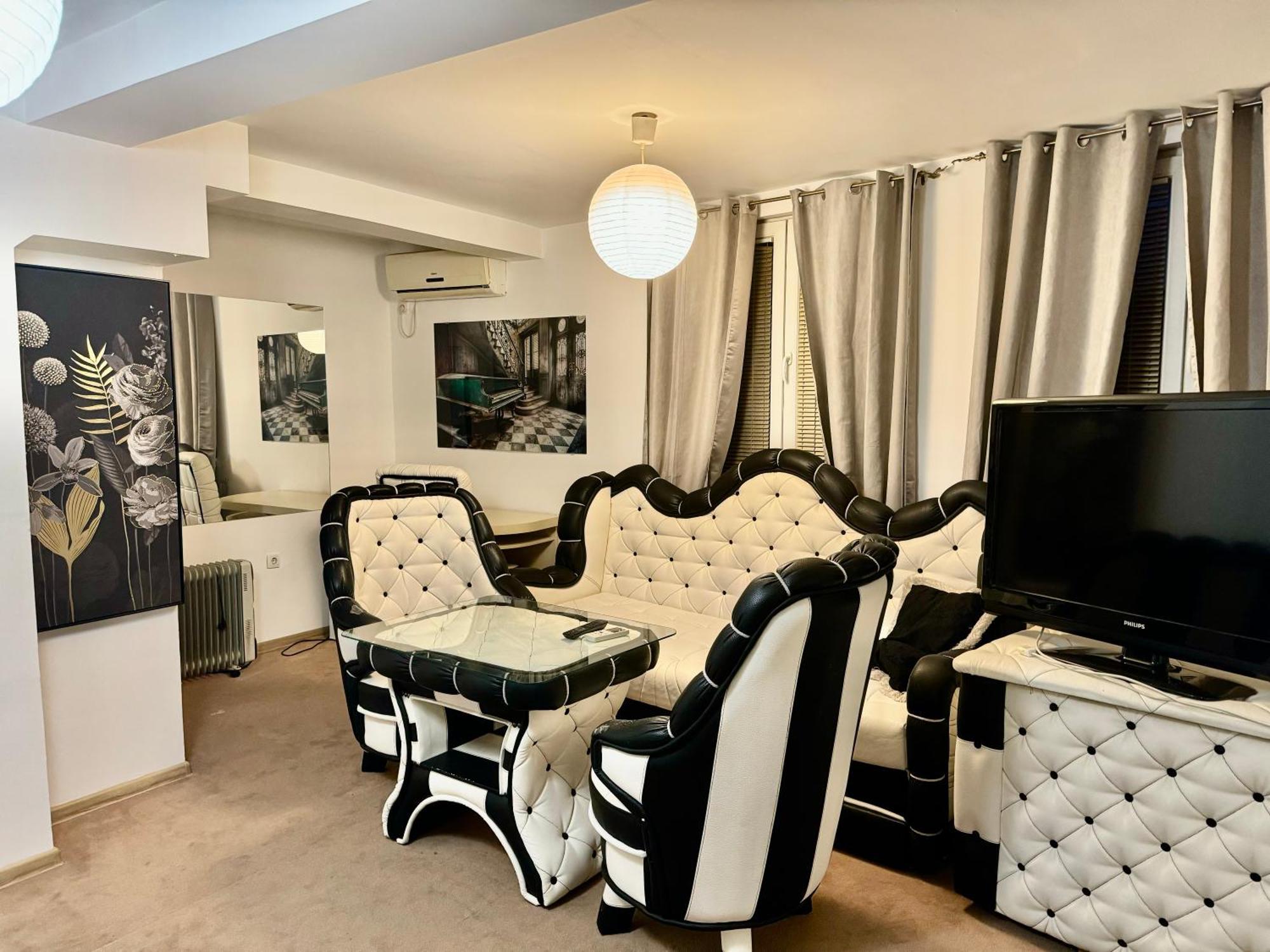 Bali Colosseum Hotel Beograd Eksteriør billede