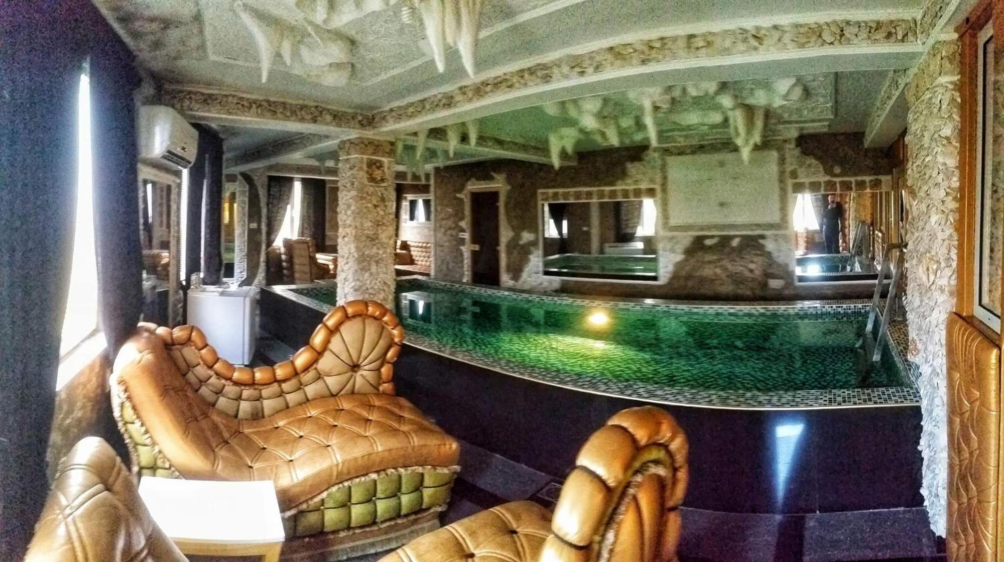 Bali Colosseum Hotel Beograd Eksteriør billede