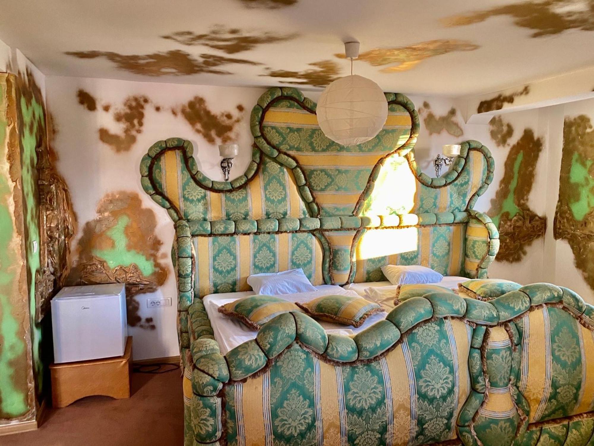 Bali Colosseum Hotel Beograd Eksteriør billede